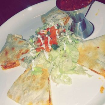 MEX - Chicken quesadillas - Mexican Near Me - Bloomfield Hills, Michigan MEX - Chicken quesadillas - Mexican Near Me - Bloomfield Hills, Michigan