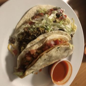 Yo! Taco - Gross tacos - Street Vendors Near Me - Fort Myers Beach, Florida Yo! Taco - Gross tacos - Street Vendors Near Me - Fort Myers Beach, Florida