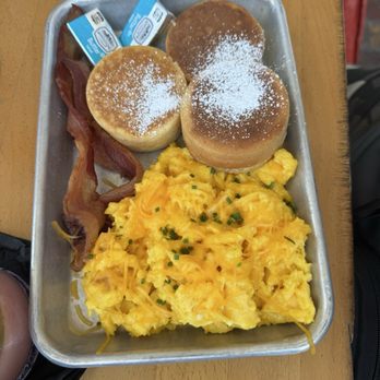 Bacon Bitch - Pancakes and eggs - Breakfast & Brunch Near Me - Miami, Florida