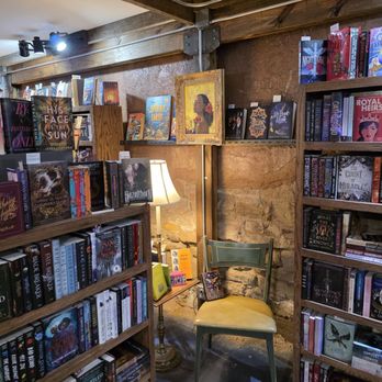 Intermission Bookshop - Bookstores Near Me - Brownwood, Texas