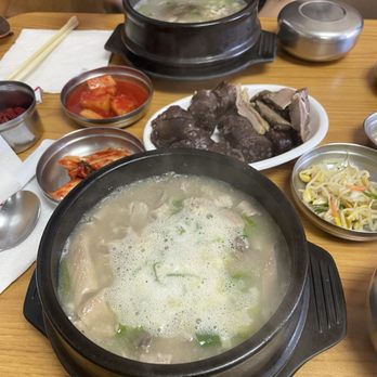 JangTu Restaurant - Soondae Gopchangbokeum Soondae Gopchang Jungol - Korean Near Me - Sunnyvale, California