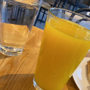 Eggy's Diner Chicago - Orange Juice - Breakfast & Brunch Near Me - Chicago, Illinois