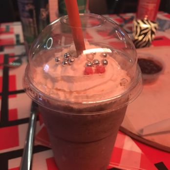 Burgers & Shakes - Cookies and cream shake! - Burgers Near Me - Opfikon, ZH