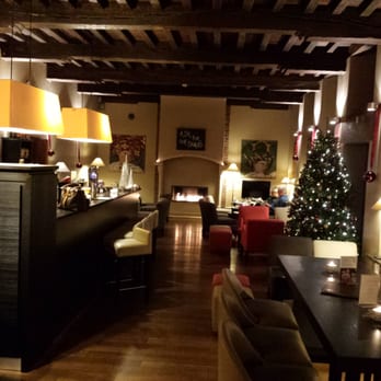 Martin's Klooster - Bar in hotel.  Lovely atmosphere. - Hotels Near Me - Leuven, VBR