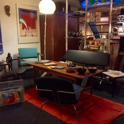 Nummer 13 - Retro zithoek in de kelder