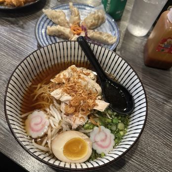 Motto Ramen - Chicken Ramen clear broth - Ramen Near Me - Westminster, California Motto Ramen - Chicken Ramen clear broth - Ramen Near Me - Westminster, California