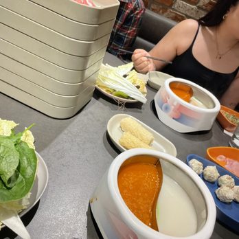 CHOCHO Hot Pot - Hot Pot Near Me - Burnaby, British Columbia CHOCHO Hot Pot - Hot Pot Near Me - Burnaby, British Columbia