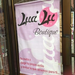Lua' Lu Boutique - Este cartel en la puerta da la bienvenida.