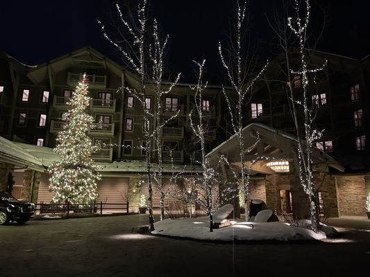 Four Seasons Resort and Residences Jackson Hole by null