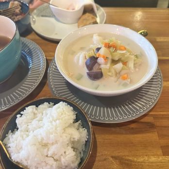 Roy Southern Thai Cuisine - Jor Rhang - Thai Near Me - Seattle, Washington