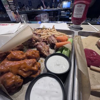 Buffalo Wild Wings - My Wings - Sports Bars Near Me - Orange, California