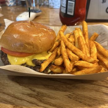 Pub 6 - Smash burger with fries - American Near Me - Gulf Shores, Alabama Pub 6 - Smash burger with fries - American Near Me - Gulf Shores, Alabama