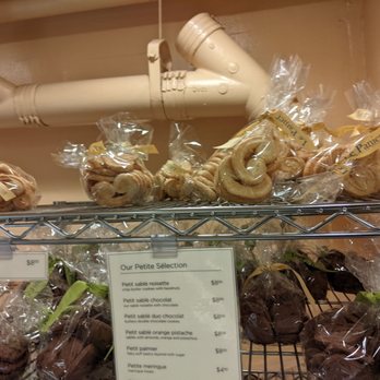 Le Panier - Bakery items - Bakeries Near Me - Seattle, Washington