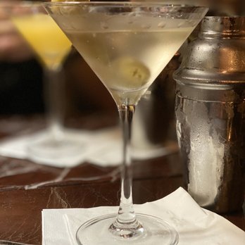 The Tini Martini Bar - Classic English martini - Cocktail Bars Near Me - St Augustine, Florida The Tini Martini Bar - Classic English martini - Cocktail Bars Near Me - St Augustine, Florida