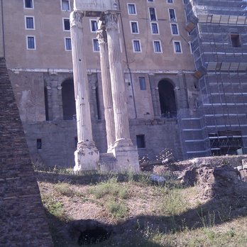 Foro Romano - Landmarks & Historical Buildings Near Me - Rome, RM