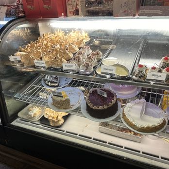Linn's Restaurant - Desserts - American Near Me - Cambria, California Linn's Restaurant - Desserts - American Near Me - Cambria, California