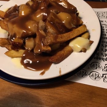 Brewery Bay Food - Poutine - Breweries Near Me - Orillia, Ontario Brewery Bay Food - Poutine - Breweries Near Me - Orillia, Ontario