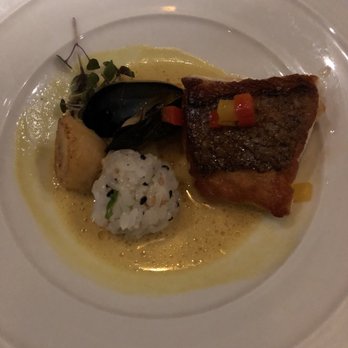 Morimoto Napa - Snapper with yellow curry, compressed rice, and mussel (5 stars) - Japanese Near Me - Napa, California