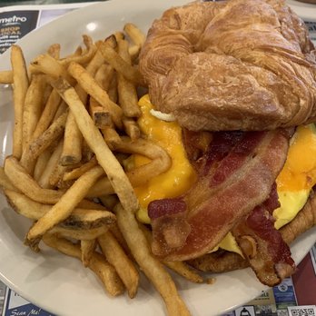 Metro Diner - Breakfast & Brunch Near Me - Jacksonville, Florida Metro Diner - Breakfast & Brunch Near Me - Jacksonville, Florida