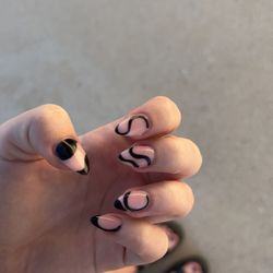 Queen Nail Salon - Elaine