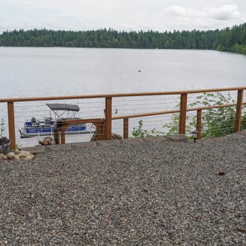 SPF Construction - Fence on approach to boat dock to keep grandchildren safe - General Contractors Near Me - Federal Way, Washington SPF Construction - Fence on approach to boat dock to keep grandchildren safe - General Contractors Near Me - Federal Way, Washington