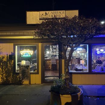 Carriage House - Cocktail Bars Near Me - Arcata, California