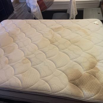 Motel 6 - Gross Mattress! - Hotels Near Me - Starke, Florida Motel 6 - Gross Mattress! - Hotels Near Me - Starke, Florida