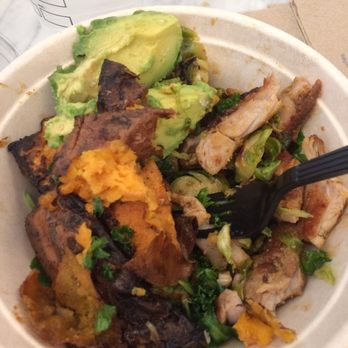 Dig Inn - Chicken thigh, sweet potatoes, Brussels and avocado - New American Near Me - Boston, Massachusetts Dig Inn - Chicken thigh, sweet potatoes, Brussels and avocado - New American Near Me - Boston, Massachusetts