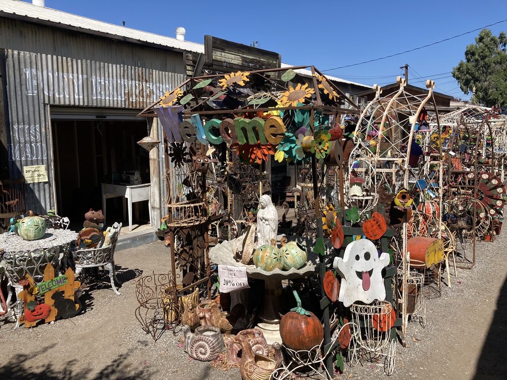 TREASURES N JUNK 333 Photos & 137 Reviews 215 S San Antonio Ave