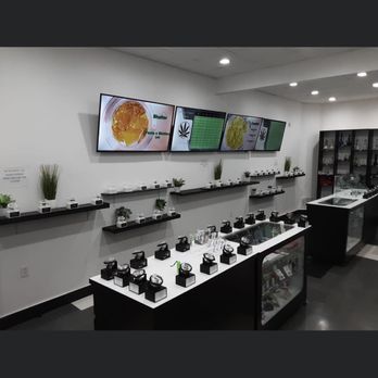 Dort Hwy Dispo - Inside Store - Cannabis Dispensaries Near Me - Burton, Michigan Dort Hwy Dispo - Inside Store - Cannabis Dispensaries Near Me - Burton, Michigan