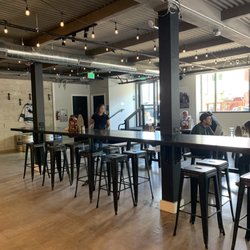 Tam Commons Taproom & Kitchen