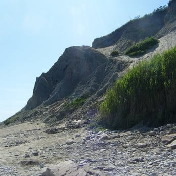 Vaill Beach - Photos by Anna K. - Beaches Near Me - Block Island, Rhode Island Vaill Beach - Photos by Anna K. - Beaches Near Me - Block Island, Rhode Island