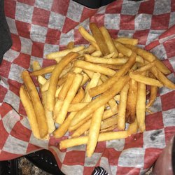 Chucks Alibi - Order of fries