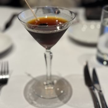 Le Parc Bistrobar - Rye cocktail - French Near Me - San Francisco, California Le Parc Bistrobar - Rye cocktail - French Near Me - San Francisco, California