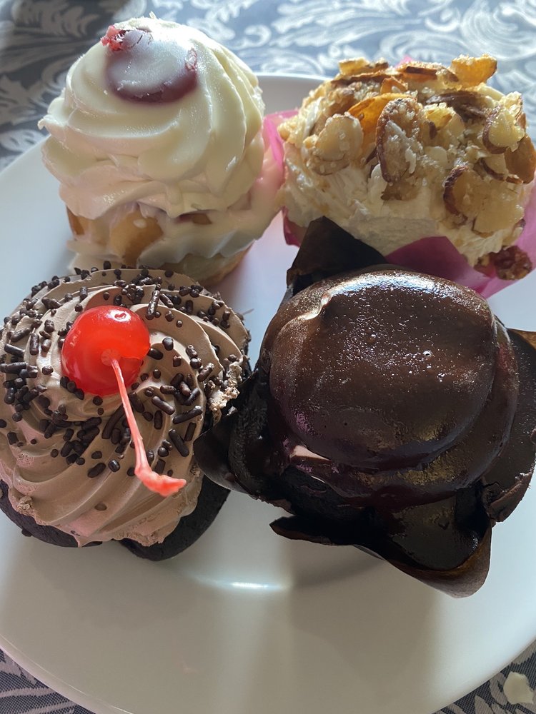 WEDDINGS BY PATTI’S PASTRIES Updated September 2024 23 Photos & 14