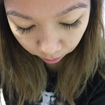 Maison de Lash - Two weeks later.  still full in tact and no missing obvious holes - Eyelash Service Near Me - New York, New York