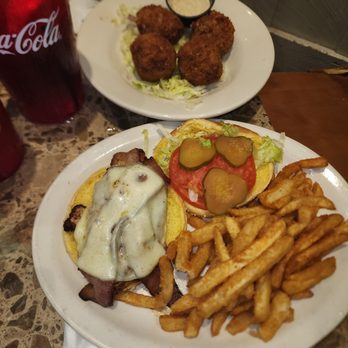 Le Bayou Restaurant & Oyster Bar - Blackened chicken BLT with fries - Cajun/Creole Near Me - New Orleans, Louisiana Le Bayou Restaurant & Oyster Bar - Blackened chicken BLT with fries - Cajun/Creole Near Me - New Orleans, Louisiana