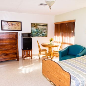 Oak Glen Post Acute - Skilled Nursing Near Me - Cherry Valley, California Oak Glen Post Acute - Skilled Nursing Near Me - Cherry Valley, California