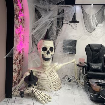 Gloss Nail Bar - Halloween Decor. Best nail salon in Houston! - Nail Salons Near Me - Houston, Texas