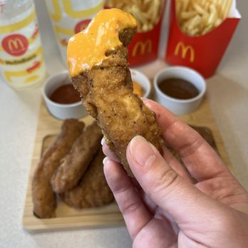McDonald's - Burgers Near Me - Monroeville, Pennsylvania