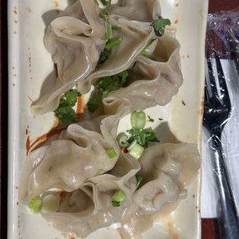 Sanmiwago & Botbar - Signature Pork with Yellow Chive (Boiled) - Bars Near Me - New York, New York