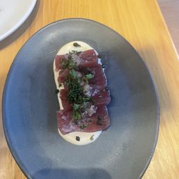 Tuna crudo Tuna crudo