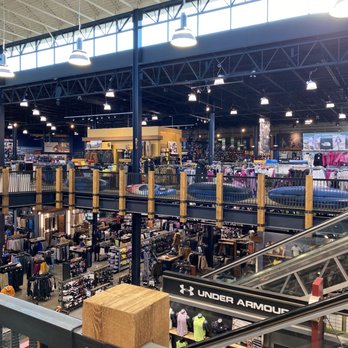 DICK'S Sporting Goods - Sports Wear Near Me - Richfield, Minnesota