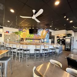 Zero One Taproom - Taproom Dining
