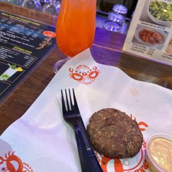 Twin Crab Juicy Seafood & Bar - Crabcake