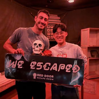 Red Door Escape Room - Escape Games Near Me - Emeryville, California Red Door Escape Room - Escape Games Near Me - Emeryville, California