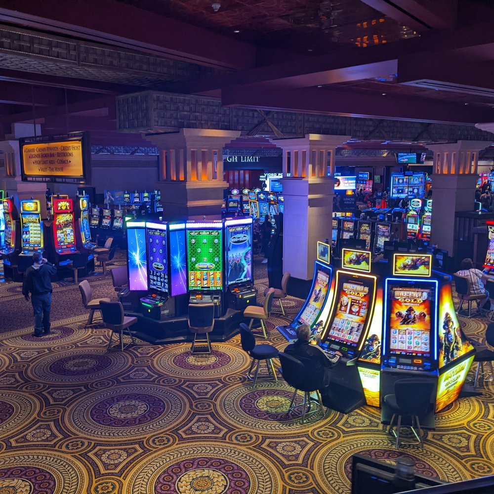 Caesars Windsor - Gaming floor at Caesars Windsor - Casinos Near Me - Windsor, Ontario Caesars Windsor - Gaming floor at Caesars Windsor - Casinos Near Me - Windsor, Ontario