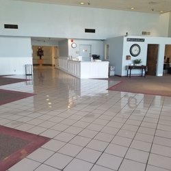 Inland Valley Care & Rehab Center - Front lobby receptionist area