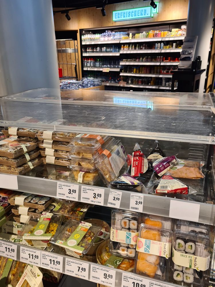 REWE TO GO - Updated January 2025 - 44 Photos & 16 Reviews - Arnulfstr
