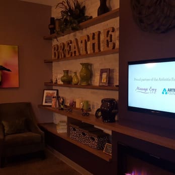 Massage Envy - Step into our Member lounge and take a deep breath. - Massage Therapy Near Me - Johnsburg, Illinois Massage Envy - Step into our Member lounge and take a deep breath. - Massage Therapy Near Me - Johnsburg, Illinois